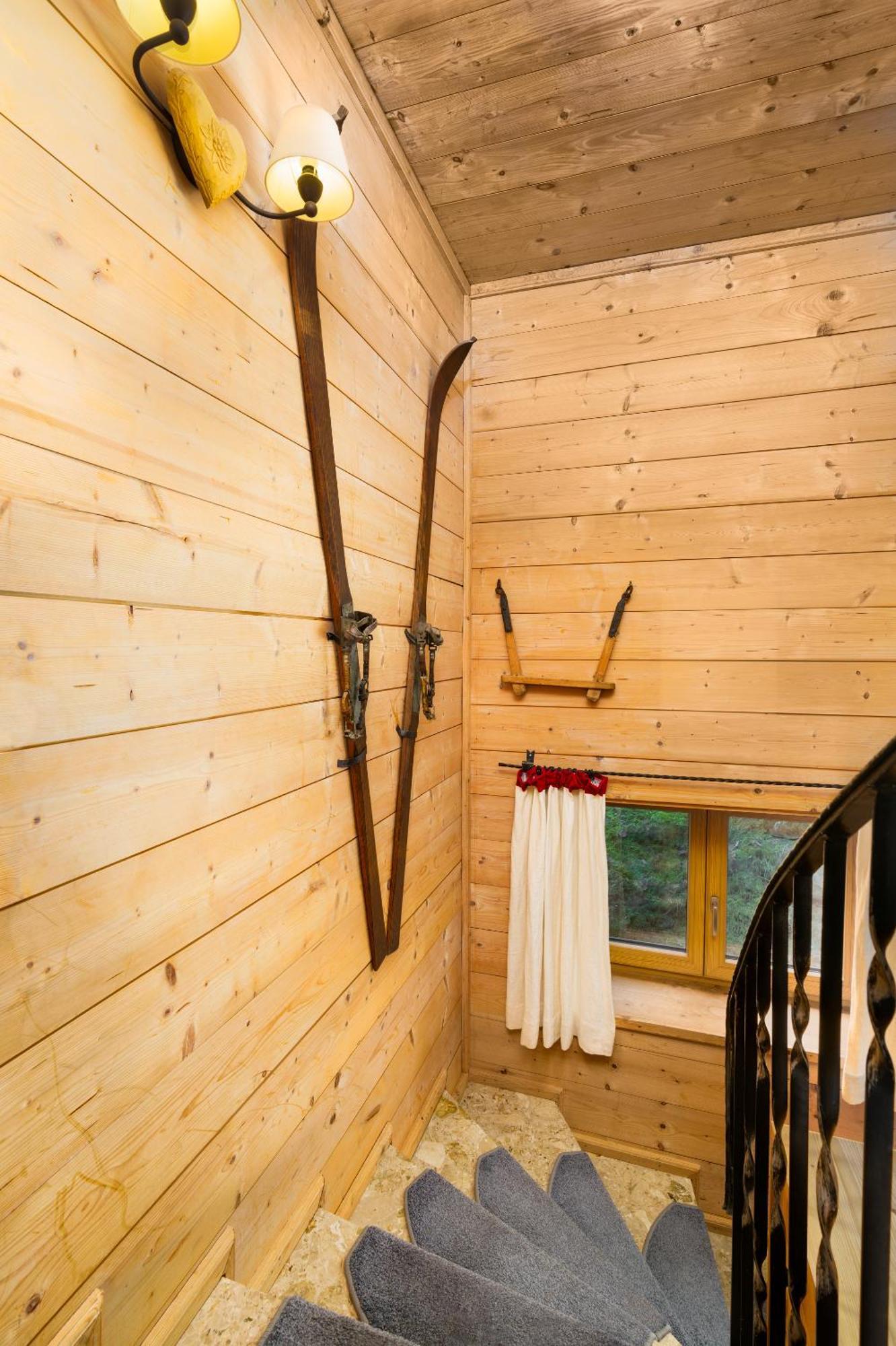 Ski-In & Ski-Out Out Chalet Maria With Amazing Mountain View Maria Alm am Steinernen Meer Kamer foto